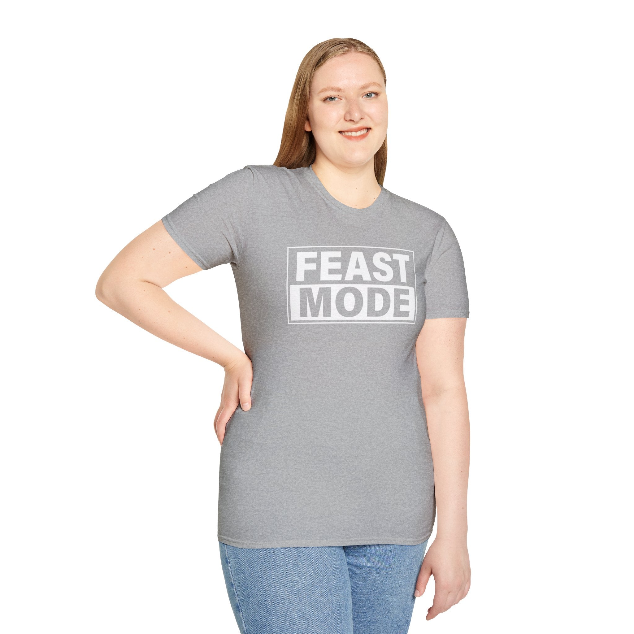 "Feast Mode" T-Shirt – Perfect for Buffet Kings, Holiday Feasts, and Family Dinners